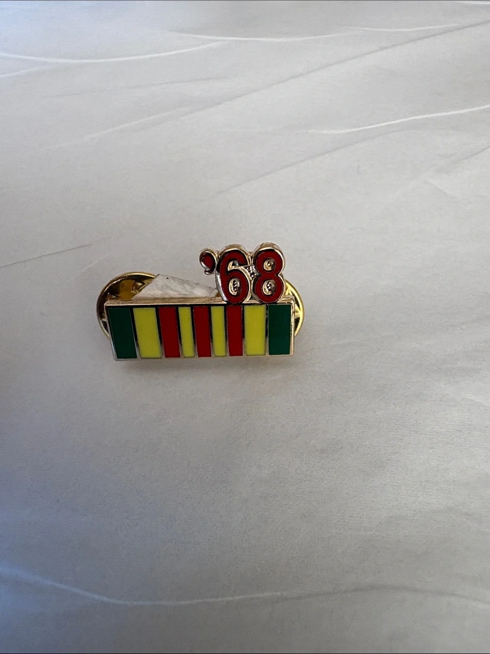 '68 Enamel Military Service Ribbon Lapel Pin - Red, Yellow, Green